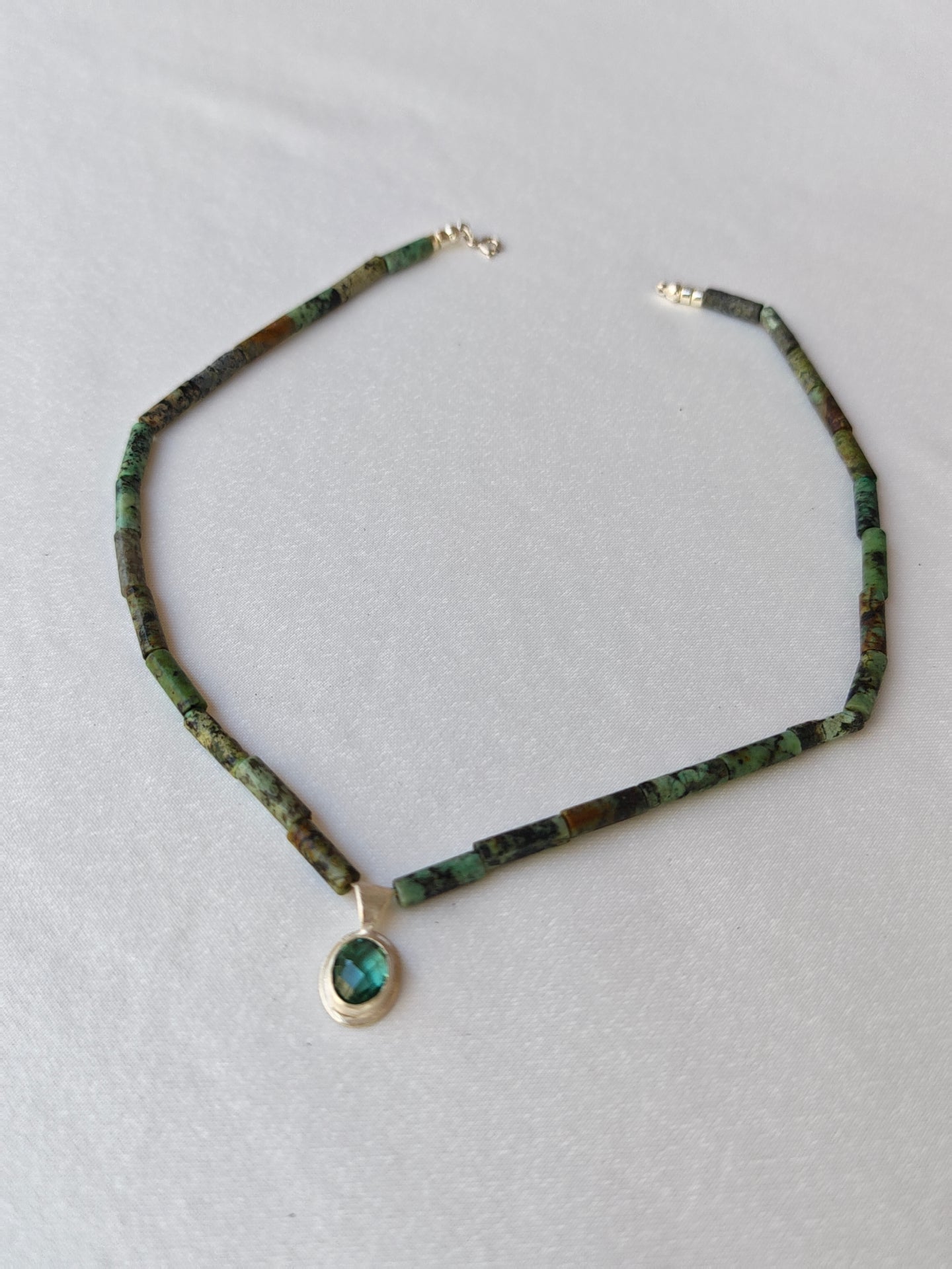 Gaia / Toprak Ana — Kambaba Jasper & Yeşil Topaz Kolye