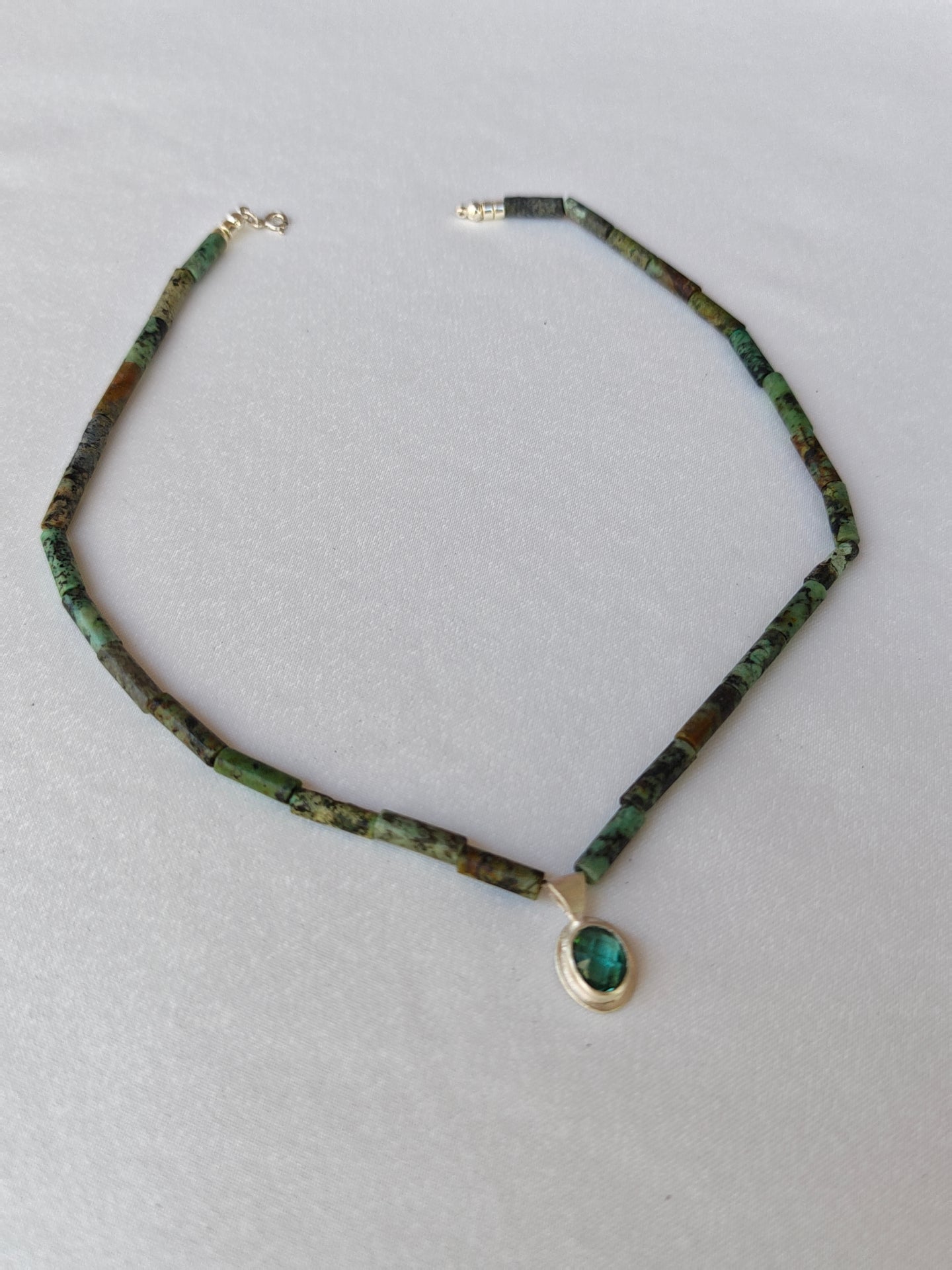 Gaia / Toprak Ana — Kambaba Jasper & Yeşil Topaz Kolye